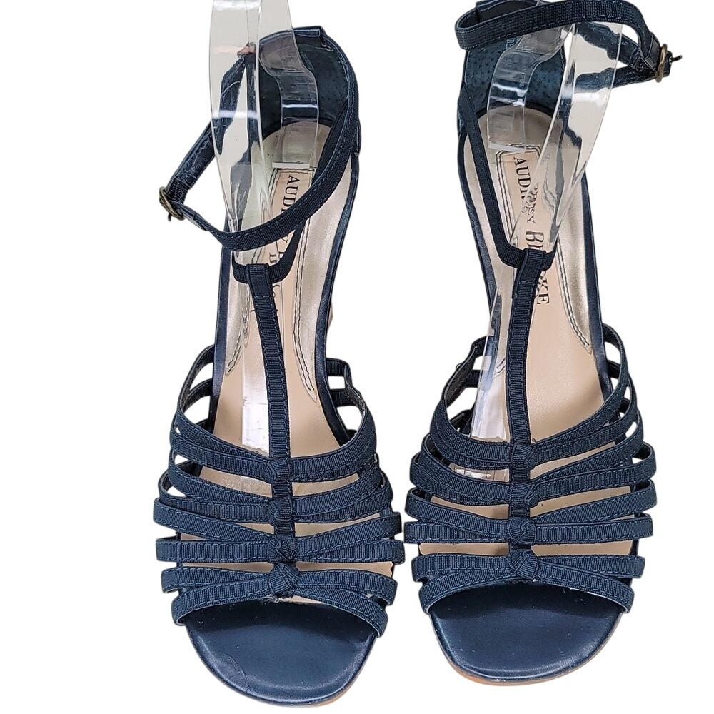 Audrey Brooke Amber Black Strappy Sandals‎